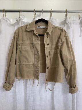 ZARA Beige Cropped Denim Jacket